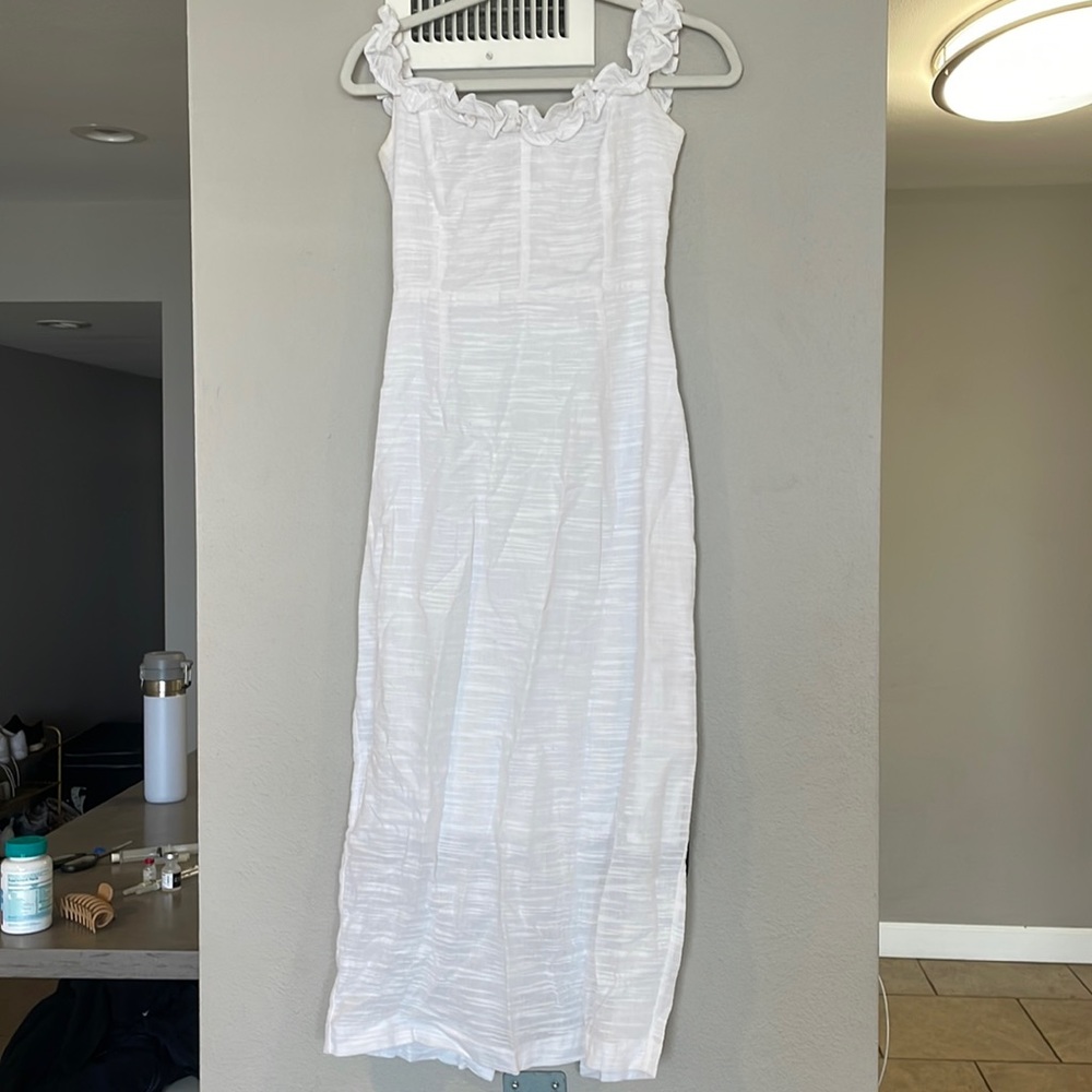 White Petal & Pup midi dress with off the shoulder detailing, size 6